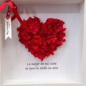 Cuadro con flores preservadas